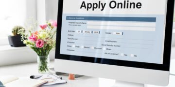 Crafting a Strong Scholarship Recommendation Letter