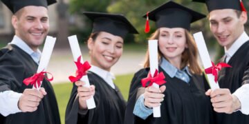 Academic Scholarships: Eligibility, Application, and Benefits