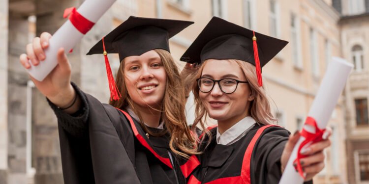 Proven Strategies on How to Get a Full Ride Scholarship