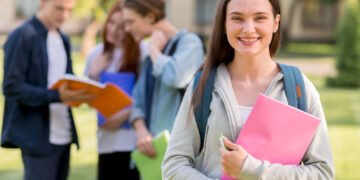 Learn About Bright Futures Scholarship Requirements