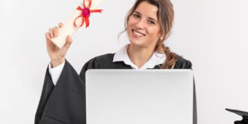 The Anatomy of a Winning Fellowship Application: Standing Out in a Sea of Candidates
